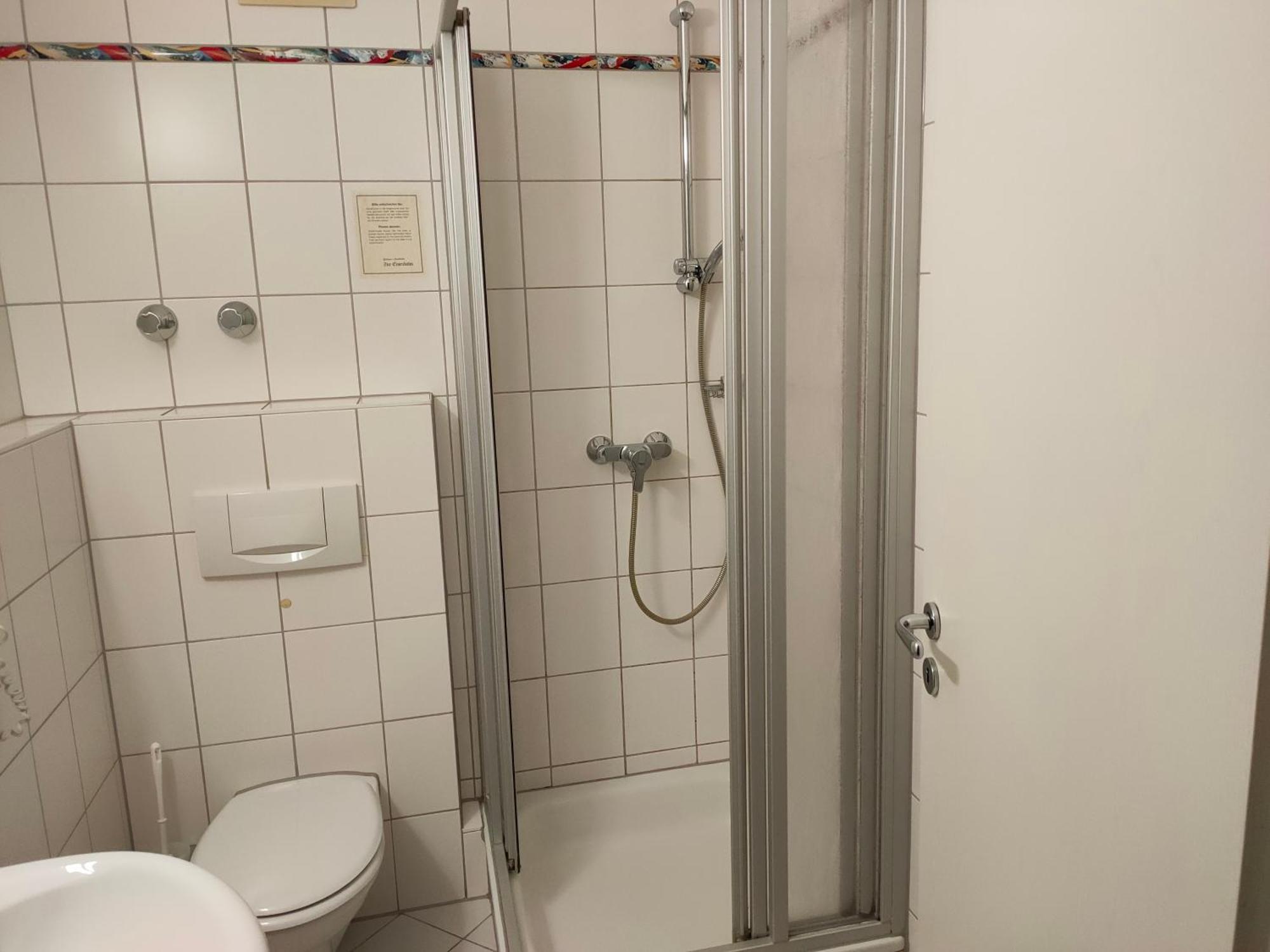 Hotel Zur Eisenbahn Rodgau Kültér fotó