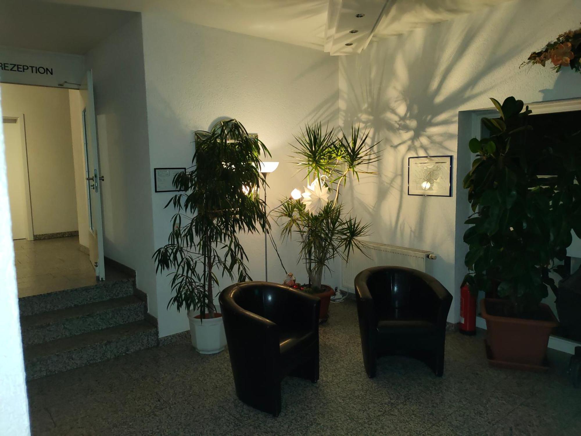Hotel Zur Eisenbahn Rodgau Kültér fotó